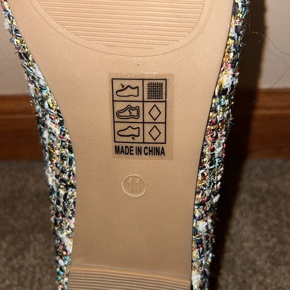 Woman’s Tweed Multi color Dress Flats/Shoes NWOT - Picture 3 of 4
